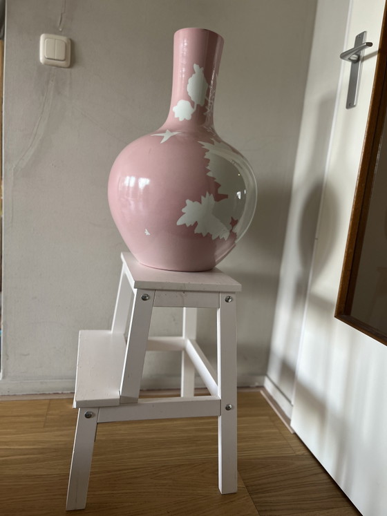Ball Body Porcelain Vase (photo 3 of 8)