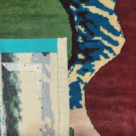 Le Corbusier Liegende Frau mit Buch Wandteppich – Handgeknüpfte Seide/Wolle (190 x 260 cm) – Teppiche & Läufer (photo 9 of 9)