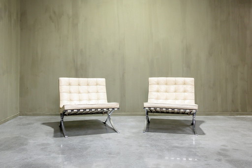 Barcelona chairs, 2x