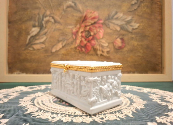 Portagioie o cofanetto in porcellana di Limoges con montatura in ottone dorato - ca. 1975 - Decorazione (photo 5 of 10)