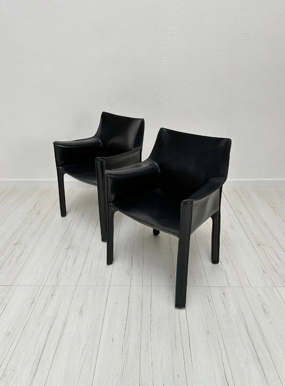 Image 1 of Ensemble de 2 fauteuils de salle à manger vintage en cuir CAB 413, conçus par Mario Bellini pour Cassina, design italien, années