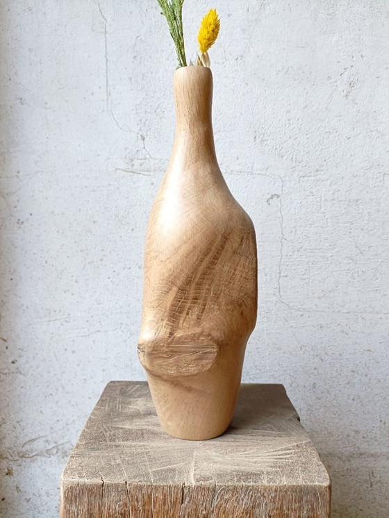 Image 1 of Vaso/bottiglia in rovere massello intagliato