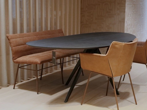 Sillas de comedor + banco de comedor Label van den Berg Gustav/Cocoon