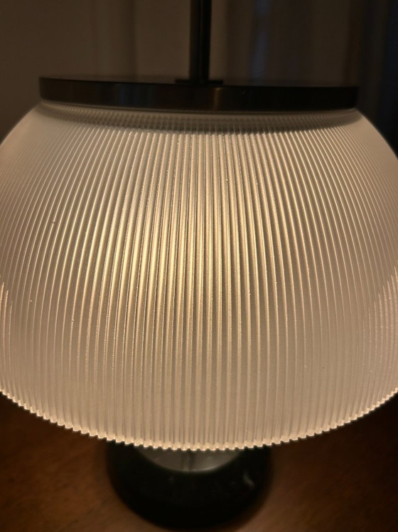 Lampada Alfa di Artemide (Nuova di zecca / Sigillata nella scatola!) – Lampade da tavolo, Marmo, Metallo (photo 4 of 10)