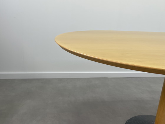 Image 1 of Arco Diabolo oval dining table 158 x 105