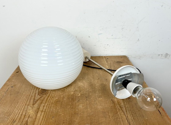 Image 1 of Vintage kroonluchter met melkglas van Elektrosvit, jaren 60