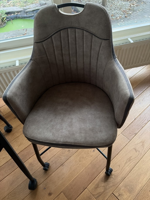 2 sillas con ruedas – eetkamerstoelen, Textile (photo 2 of 5)