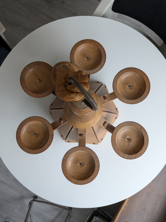 Image 1 of Vintage eikenhouten brutalistische kroonluchter uit de jaren 70