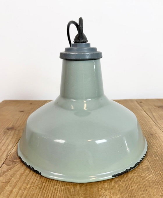 Image 1 of Industriële grijze geëmailleerde hanglamp van Thorlux uit de jaren 60.