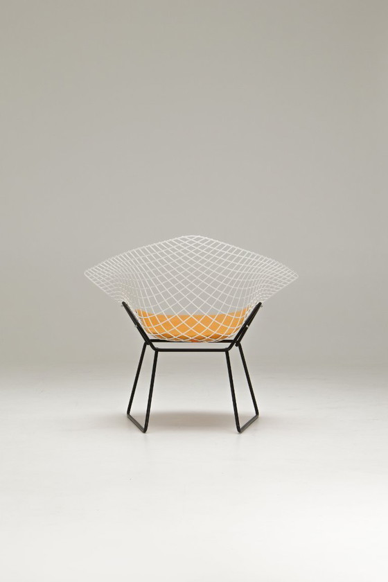 Image 1 of Chaise Diamond - Coussin d'assise jaune - Harry Bertoia