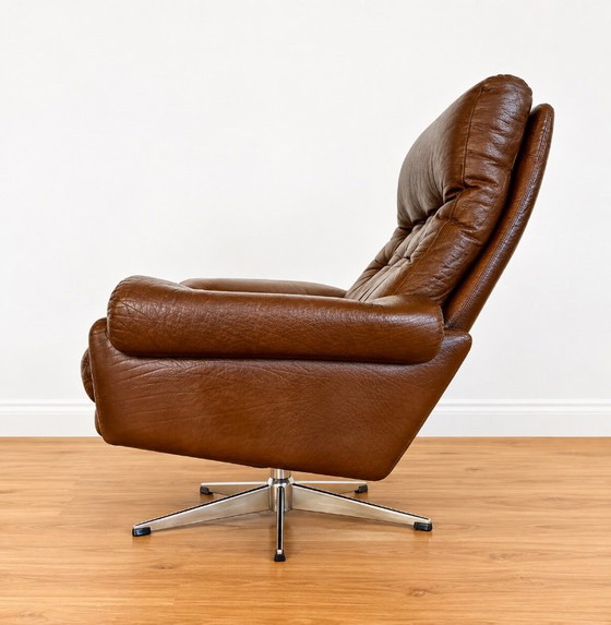 Vintage Danish Mid Century Leather Swivel Chair 1970s – Armchairs (photo 8 of 14)