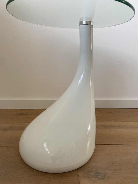 Moderne Space Age Design Bijzettafel – Hoogglans Wit & Glas – Plastic (photo 6 of 9)