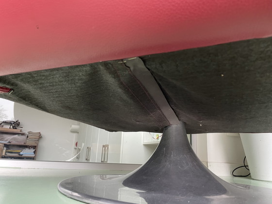 Image 1 of Fauteuil lounge design avec repose-pieds – Design européen haut de gamme, vers 1995-2005 (Leolux Class)