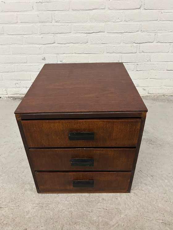 Image 1 of Cómoda antigua de época