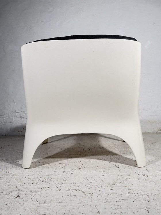 Iconiche poltrone lounge in fibra di vetro degli anni '70, in stile "era spaziale", di Carl Straub. (photo 14 of 14)