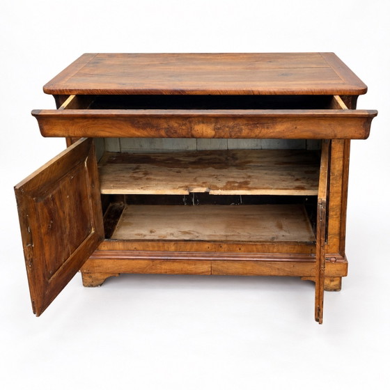 Louis-Philippe Sideboard aus Nussbaumholz aus dem 19. Jahrhundert (photo 2 of 7)