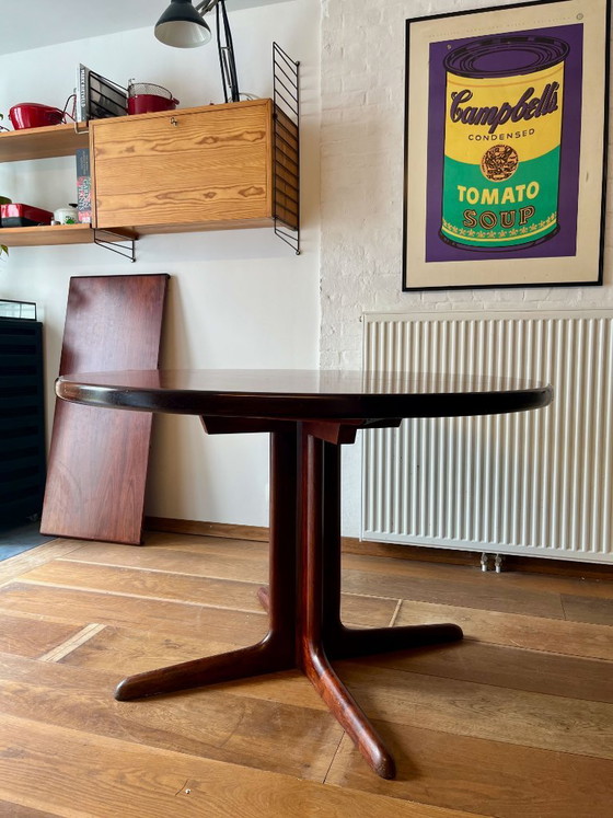 Gudme Møbelfabrik Model 36 – Tavolo da pranzo rotondo in palissandro – Danimarca, Anni '70 (photo 14 of 14)