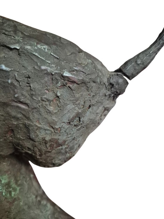Scultura di Toro in Resina di Pietra Color Bronzo di Islay Grimes, Sculture, Verde, Abstract (foto 14 di 15)