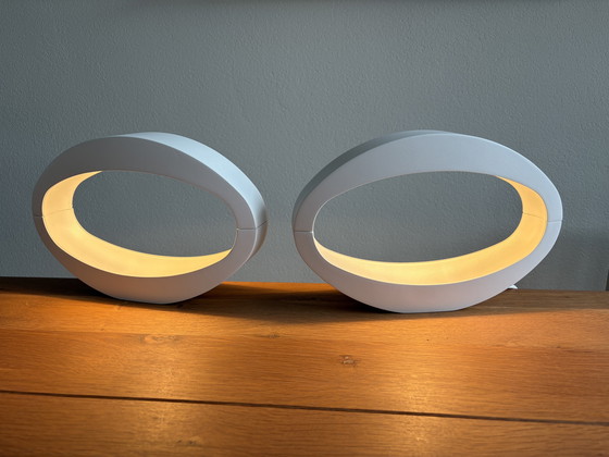 Image 1 of 2 lampes design blanches massives