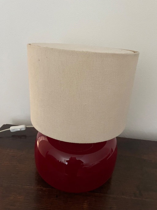 IKEA Table lamp model B0211design 90s. Red glass base with fabric shade.