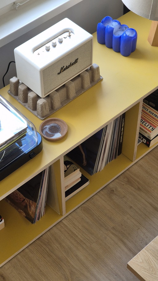 Unité de vinyle Tyklo jaune / Tylko vinylmeubel geel