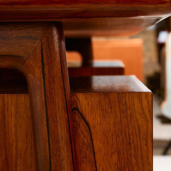 Image 1 of Escritorio MK11157 modelo 75 de palisandro de Gunni Omann para Omann Jun Møbelfabrik