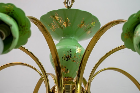 Image 1 of Lampadario italiano a 8 luci in porcellana e ottone in stile neoclassico, anni '60