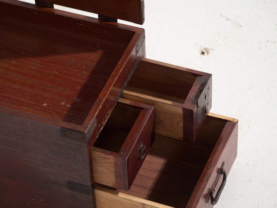 Small antique Japanese kodansu - Meiji / Taishō period (c. ) #35 – Storage cabinet, Metal (photo 29 of 40)