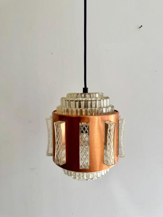 Image 1 of Lampada a sospensione vintage in rame e resina trasparente