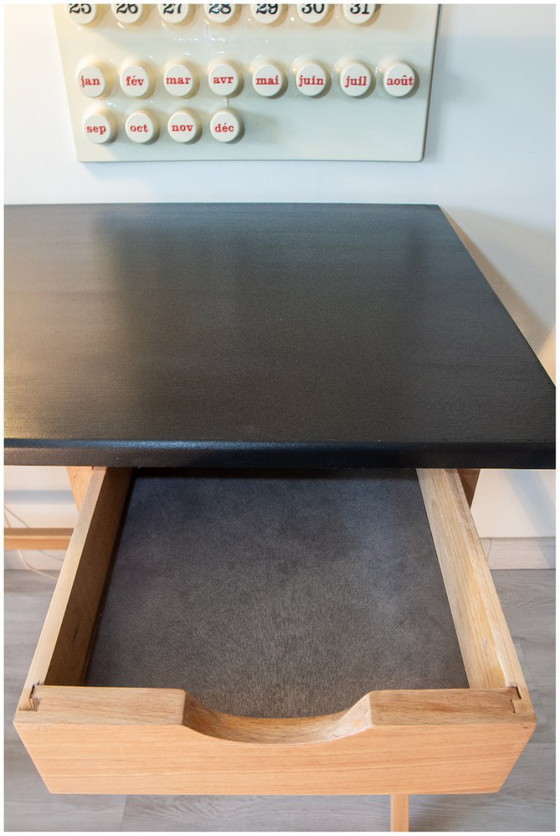 Image 1 of Vintage desk from the 1960s-70s, light oak, superb condition