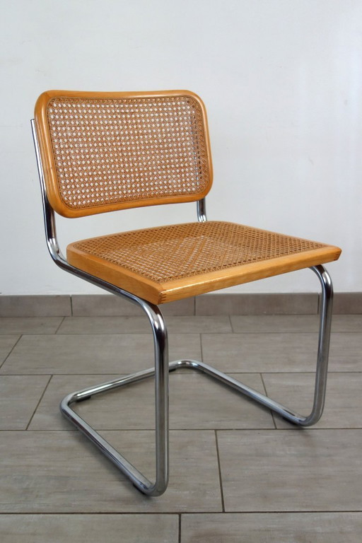 Sedia Cesca B32 di Marcel Breuer realizzata in Italia