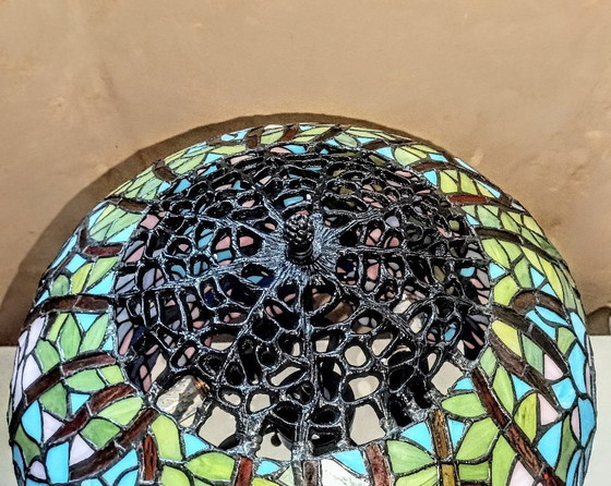 Image 1 of Lampada a glicine in stile Tiffany