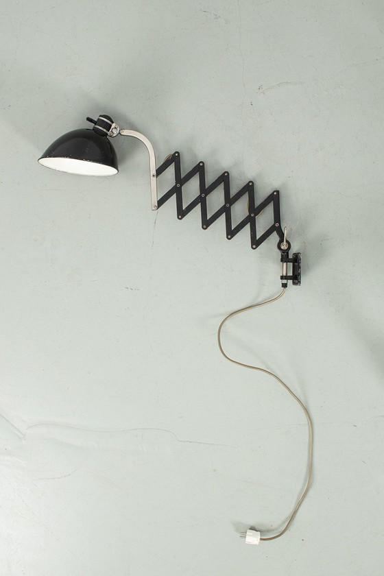 Image 1 of Bauhaus 'scissor' lamp