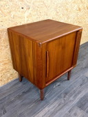 Credenza in teak anni '60/'70, design moderno danese, Danimarca