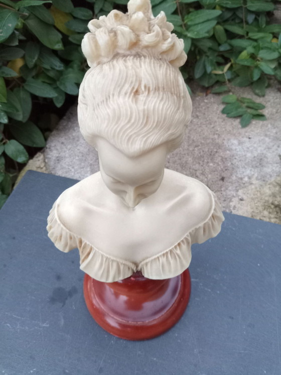 Alabaster Bust Manon Lescaut, Decorative Objects, Stone, Multi Color (photo 8 of 10)