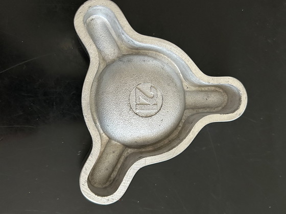 Image 1 of cendrier design Alfi