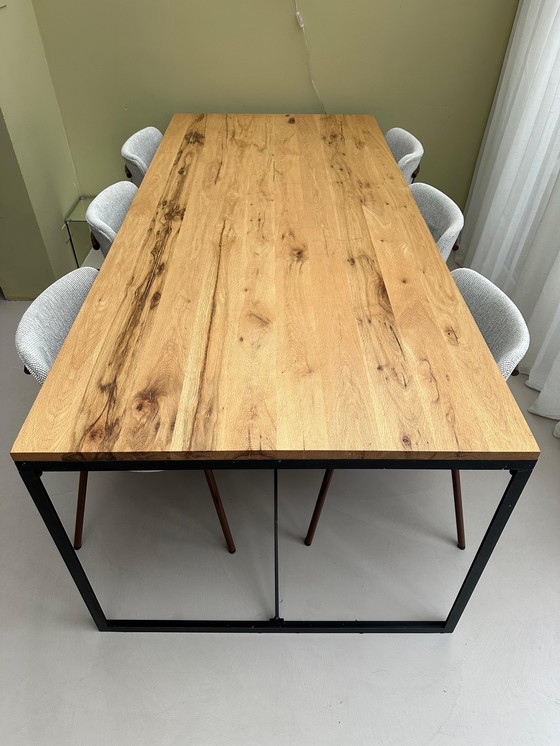 Image 1 of Eikenhouten eettafel