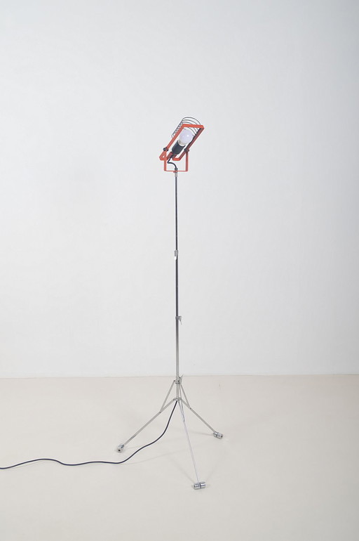 Artemide design floor lamp 'Sintesi' designed by Ernesto Gismondi