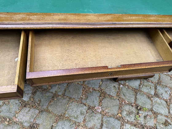 Image 1 of Scrivania da ministro/a per partner, 160x120 cm, mogano e rovere. 15 cassetti. Inglese.