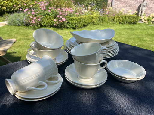 Wedgewood servies Queens Shape
