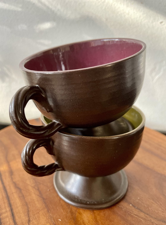 Image 1 of Ensemble de quatre tasses et soucoupes à café en faïence des années 1960 et plat de service