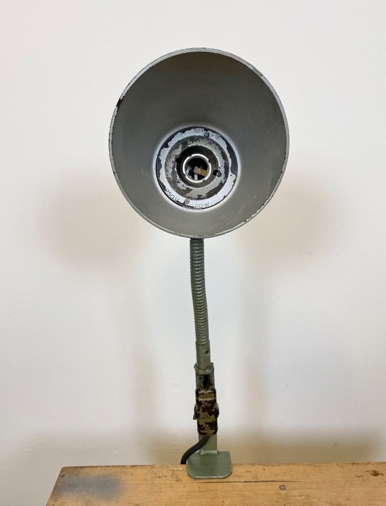Image 1 of Grüne, industrielle Bakelit-Tischlampe mit Schwanenhals, 1960er Jahre