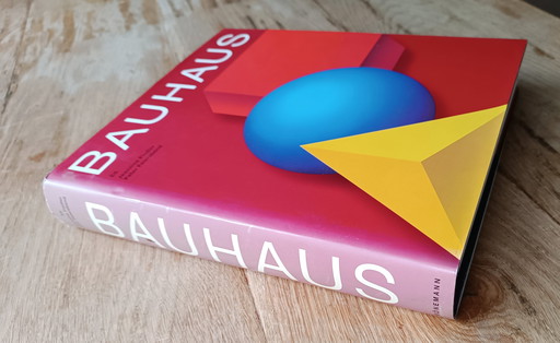 Bauhaus book, Spanish language 