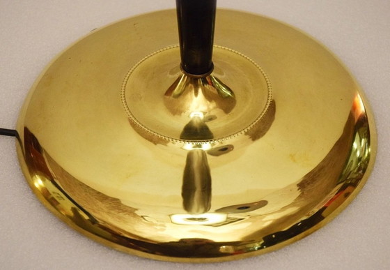 Image 1 of Vloerlamp van mahoniehout en messing, jaren 1950