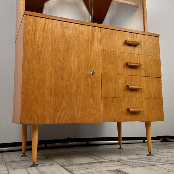 Vintage vitrinekast, UP Závody, jaren 60, Tsjechoslowakije – Vitrinekasten, Wood (photo 6 of 22)