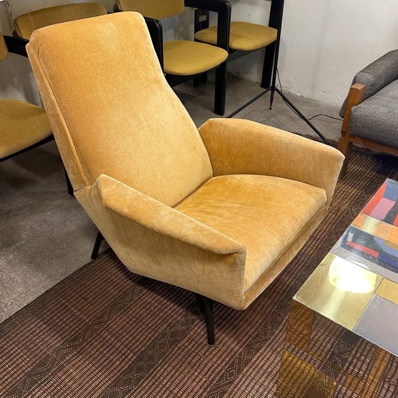 Fauteuil van Guy Besnard, 1960, Fluweel, Geel (foto 8 van 9)