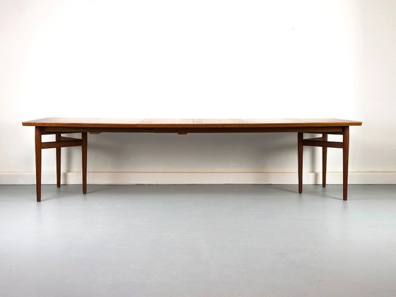 Image 1 of Model 201 Teakhouten eettafel van Arne Vodder voor Sibast, jaren 60