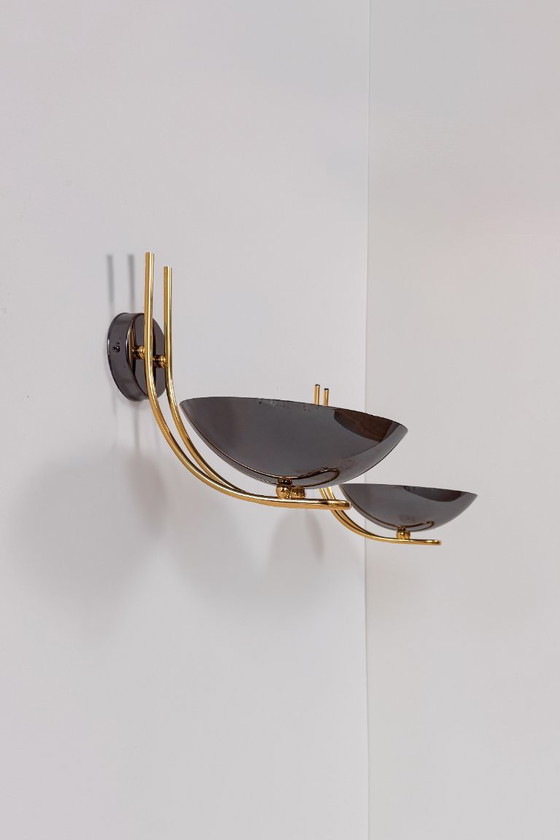 Pair of vintage Wall lights in brass and metal, Italy 1970., Black, Mid Century Modern (photo 3 of 5)