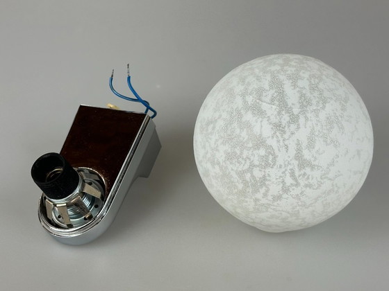 Image 1 of 60s 70s wandlamp bollamp metaal chroom & glas space age design