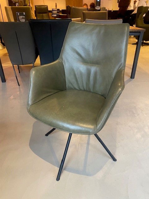 Chaise de salle à manger le futur Megan
